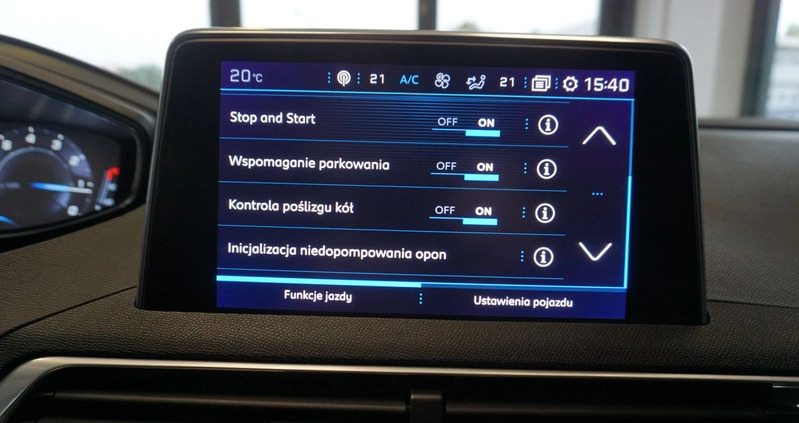 Peugeot 3008 cena 109900 przebieg: 60912, rok produkcji 2018 z Piaseczno małe 631